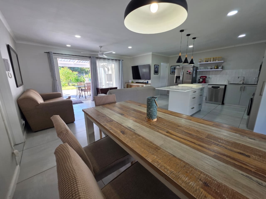 2 Bedroom Property for Sale in The Island Western Cape